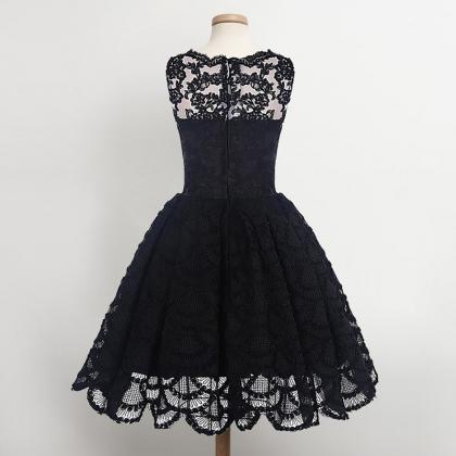 Black Lace/satin Homecoming Dresses Sleeveless A..