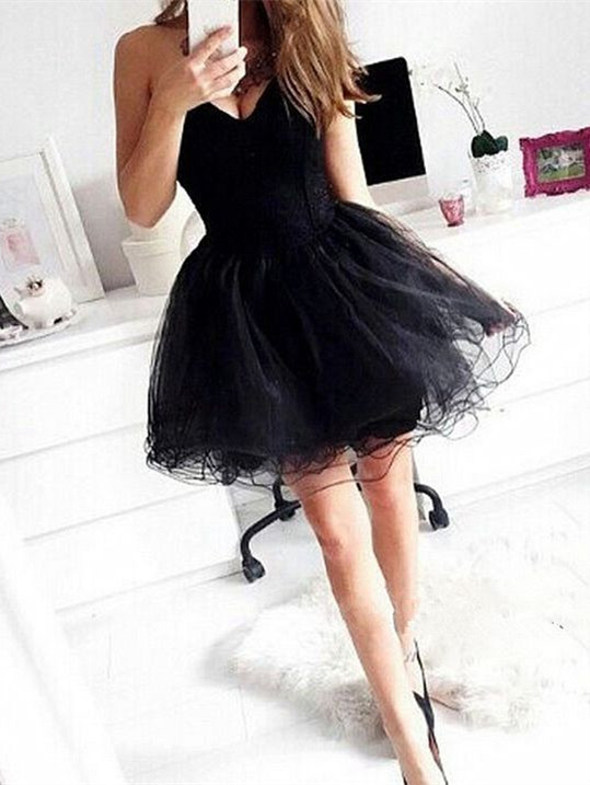 Black Tulle Homecoming Dresses Sleeveless A Line Sweetheart Neckline Open Back Mini Tulle